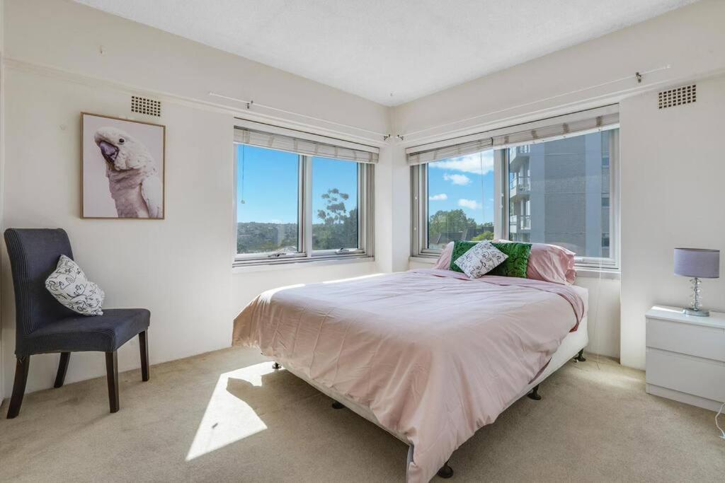Harbour Bridge Views Apartment *